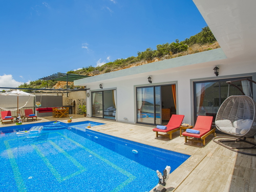  gece  -  Kasım
  | Kalkan İslamlar'da Jakuzili ve Isıtmalı Havuzlu Romantik Villa Tatili